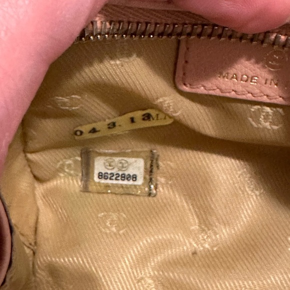 Chanel mini cosmetic pouch - Picture 2 of 7